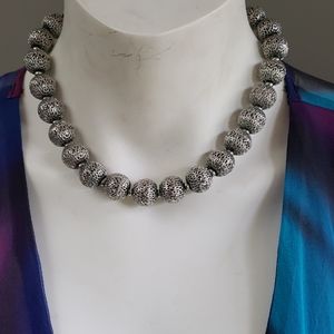 Monet vintage filigree ball choker